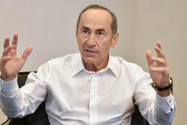 Երկրիս վարչապետն ինձ զրպարտում է․ ԵԽ-ին, ԵՄ-ին կոչ եմ անում կանգնել կողքիս․ Ռոբերտ Քոչարյան