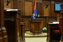 Նիկոլ Փաշինյանը երկու ընդդիմադիր խմբակցություններին հրավիրեց հանդիպման