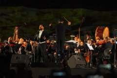 25 տարվա դադարից հետո Հայաստանի ազգային ֆիլհարմոնիկը ելույթ է ունեցել Իրանում՝ Պերսեպոլիսի հնագույն պատերի ներքո