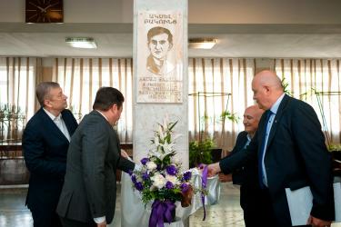 Ակսել Բակունցին նվիրված գրական տոն Խարկովում. տեղադրվեց հուշաքար