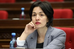 Դպրոցական արձակուրդը չի երկարաձգվում, որ դպրոցի փոխարեն դասարանով կամ ընկերներով գնան կինո կամ մեկ այլ մարդաշատ վայր.  Ժաննա Անդրեասյան