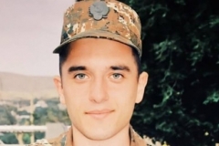 Գարիկը միացավ անմահների ջոկատին նոյեմբերի 8-ին, զինադադարից ընդամենը 1 օր առաջ. Գարիկն ընկավ, որ Մարտունին չընկնի…