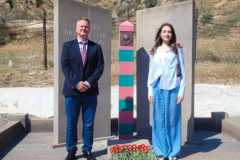 Ռուս դիվանագետները Մեղրիում ծաղիկներ են խոնարհել սահմանապահ հերոսների հուշարձանին