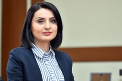 Զարուհի Բաթոյանն ազատվել է աշխատանքի և սոցիալական հարցերի նախարարի պաշտոնից