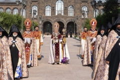 Մայր Աթոռ Սուրբ Էջմիածնում տեղի ունեցավ Կաթողիկոսական դամբարանի և մոմավառության աղոթասրահի բացման արարողությունը