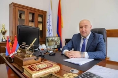 ՔԱՋԱՐԱՆ ՀԱՄԱՅՆՔԻ ՂԵԿԱՎԱՐ ՄԱՆՎԵԼ ՓԱՐԱՄԱԶՅԱՆԻ ՇՆՈՐՀԱՎՈՐԱԿԱՆ ՈՒՂԵՐՁԸ ՄԱՅԻՍԻ 28-Ի՝ ՀԱՆՐԱՊԵՏՈՒԹՅԱՆ ՏՈՆԻ ԱՌԹԻՎ