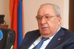 Հատվածներ «Ես եւ իմ հանքաշխարհը»  գրքից