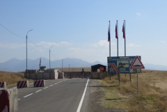 Ռուս խաղաղապահները Լաչինի միջանցքի նոր երթուղում...