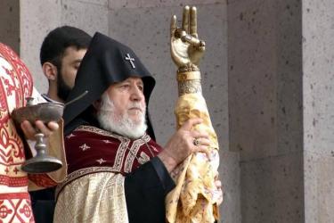 Մեկնարկել է հանրապետական մաղթանքի արարողությունը․դուրս կբերվի Սուրբ Գրիգոր Լուսավորչի Աջը․ ՈՒՂԻՂ