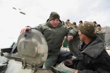 ՀՀ պաշտպանության նախարարն այցելել է մարտական հենակետեր