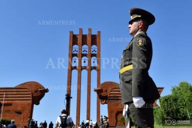 Հայաստանն ու աշխարհասփյուռ հայությունը տոնում են Առաջին Հանրապետության 102-ամյակը