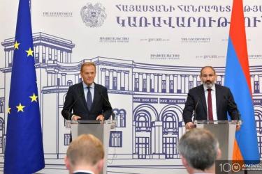 Հակամարտությունը ռազմական լուծում չունի. Տուսկն ու Փաշինյանը քննարկել են ԼՂ հարցը