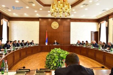 Կայացել է կառավարության նիստը. քննարկվել են կորոնավիրուսի տարածման կանխարգելմանն ուղղված քայլերը