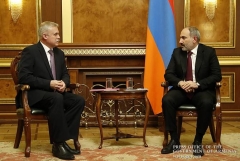 Հայաստանի վարչապետն ու ՀԱՊԿ գլխավոր քարտուղարը քննարկել են Ղազախստանում ստեղծված իրավիճակը