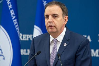 Սուրբ Աթոռում Հայաստանը նոր դեսպան ունի. նախագահը հրամանագիր է ստորագրել 