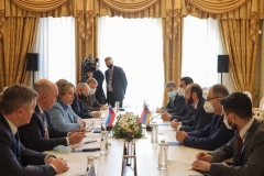 Ադրբեջանը պարտավոր է հայրենիք վերադարձնել բոլոր հայ ռազմագերիներին և այլ պահվող անձանց․ Վալենտինա Մատվիենկոն ասել է Արարատ Միրզոյանին