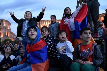 Ազգային ժողովն ամբողջությամբ ընդունեց ապրիլի վերջին շաբաթ օրը քաղաքացու օր նշելու մասին նախագիծը