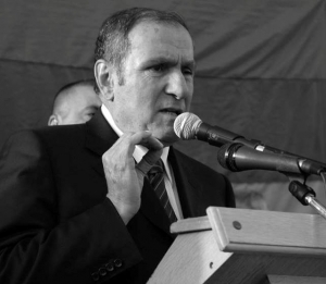 Լեւոն Տեր-Պետրոսյան. Պատերազմական վիճակի թելադրանքով