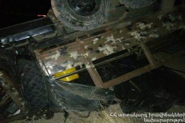 ՊՆ-ի «ԶԻԼ»-ը նախքան շրջվելը հարվածել է ժայռին, հոսպիտալացվել է 18 զինծառայող. ԱԻՆ-ը մանրամասնում է (լուսանկար)