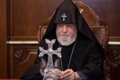 Ամենայն Հայոց Կաթողիկոսը մեկնել է ԱՄՆ