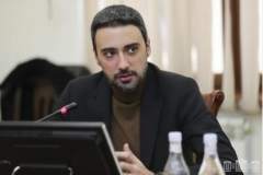 Դատախազությունը մինչ օրս չի պատասխանել պարզ հարցի՝ թույլատրվո՞ւմ է Սամվել Կարապետյանին տեսաուղերձով հանդես գալ, թե՞ ոչ. Վարդևանյան