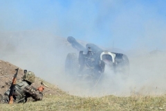 Հարավային ուղղությամբ մարտերը շարունակվում են. Արծրուն Հովհաննիսյան