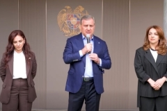 Սամվել Կարապետյանի հանդիպումն արցախցիների հետ