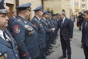 Ամեն ինչ չէ, որ կատարյալ է, բայց գնում ենք ճիշտ ճանապարհով. Փաշինյանը ոստիկանությունում է  