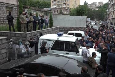 Կապանի գործով մեղադրյալ Լեւոն Համբարձումյանը դատարանի որոշմամբ կալանավորվեց