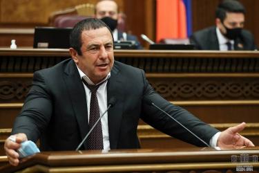 «Ամենայն հավանականությամբ, օրվա վերջում կքննվի». պաշտպանը՝ Ծառուկյանի կալանավորման միջնորդության մասին