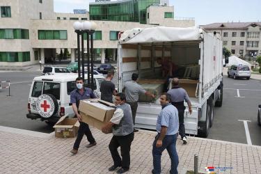 Կարմիր խաչի ՄԿ-ի առաքելությունը Լեռնային Ղարաբաղի առողջապահական համակարգին է նվիրաբերել 57 մահճակալ