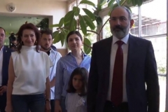 Քվեարկում եմ հանուն մեր պետության ու ժողովրդի ապագայի, հանուն Հայաստանի զարգացման. Նիկոլ Փաշինյան