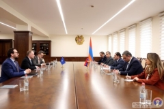 Պապիկյանն ընդունել է ՆԱՏՕ-ի նորանշանակ հատուկ ներկայացուցչին, քննարկել են համագործակցության հեռանկարները