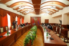 Մեր տեղահանված հայրենակիցները պետք է ունենան կարգավիճակ. Արտակ Բեգլարյան