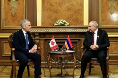 Փաշինյանը Կառավարությունում հանդիպում է ունեցել Կանադայի վարչապետ Մարկ Քարնիի հետ