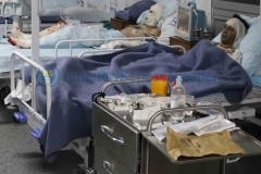 Ռուսական խաղաղապահ առաքելության բժիշկներն օգնություն են ցուցաբերում Ստեփանակերտում պայթյունից տուժած արցախցիներին (Լուսանկարներ)