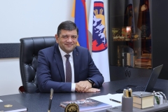 Կապան համայնքի ղեկավար Գեւորգ Փարսյանի շնորհավորանքն Աշխատանքի եւ աշխատավորների միջազգային օրվա կապակցությամբ