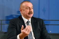 Մենք չենք կարող նստել և սպասել. Իրանի հետ պայմանավորվել ենք, որ կկառուցենք շրջանցիկ ճանապարհ, իսկ Հայաստանը կշարունակի փակուղու մեջ մնալ. Ալիև