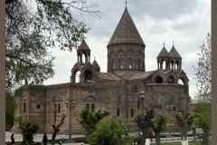 Մայր Աթոռ Սուրբ Էջմիածնի միաբանության՝ Վարդապետաց դասի հայտարարությունը