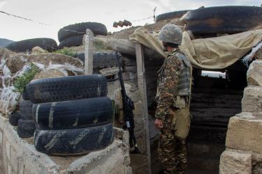 Երկու օրում բանակում մի քանի հարյուր սմարթֆոն է հայտնաբերվել. ՊՆ 