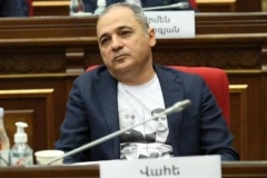«Հայաստան» խմբակցությունն ԱԺ տնտեսական հարցերի հանձնաժողովի նախագահի թեկնածու է առաջադրել Վահե Հակոբյանին