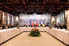 Ստամբուլում մեկնարկել են ԱՄՆ-Թուրքիա-Ուկրաինա բանակցությունները