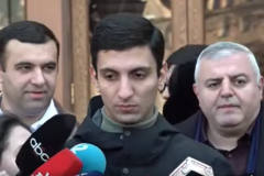 «Միասնության թևերը» ակցիա է անում կառավարության մոտ․ պնդում են՝ ՀՀ նոր ներխուժում է եղել