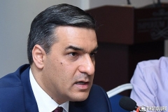 «Սյունիքի համայնքներում կամ համայնքներն իրար միավորող ճանապարհներին ադրբեջանական զինված ծառայողների առկայությունը պետք է բացառվի և վերջ»․ Թաթոյան