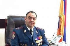 Հայաստանի Հանրապետության ոստիկանապետ Վաhե Ղազարյանին