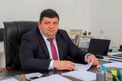 «Դիվանագետները բանակցելուց առաջ թող ինձ հետ խորհրդակցեն, Կապանի հարցում միանձնյա որոշումներ չպետք է կայացնեն»․ Քաղաքապետ