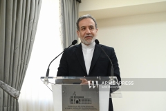 ԱՄՆ-Իրան առաջիկա բանակցությունները բաժանվելու են երկու փուլի․ Արաղչի
