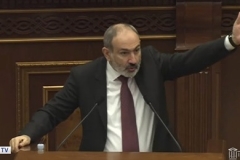 «Ա՜ լավ հասկացանք, արա, ձե՞ռ եք առնում». Փաշինյանը հունից դուրս եկավ