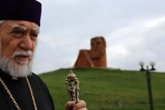 Արցախը վերականգնելու հույսը չպիտի կորցնենք․ Արամ Ա–ն ուղերձ է հղել