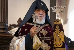 Որդիական սիրով ու խոնարհությամբ շնորհավորում ենք Նորին Սրբությանը․ Մայր Աթոռը՝ Վեհափառին